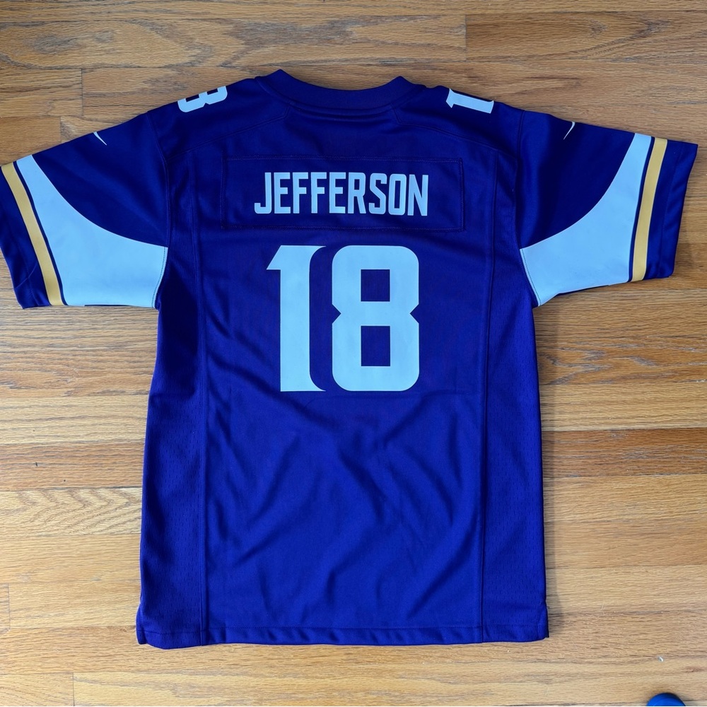 Justin Jefferson NFL Nike Youth L Vikings Jersey #18